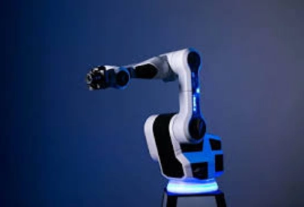 glambot-video-slow-motion-animation-evenement-lille.webp Animation GlamBot avec bras robotique pour vidéos slow motion lors d’un événement à Lille